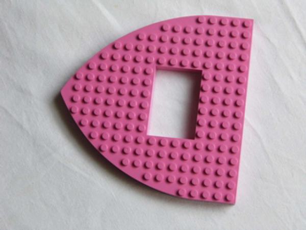 Lego Boat, Bow Brick 16 x 16  x 1 (30216) dark pink