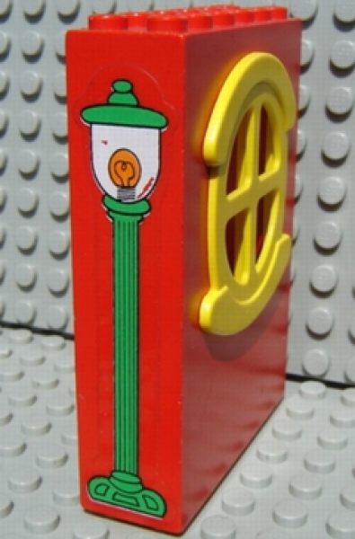 Lego Fabuland Building Wall 2 x 6 x 7 (x635c02pb02) Lamppost left